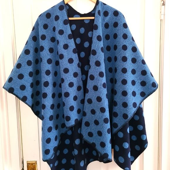 VINTAGE - Polka dot poncho - Picture 11 of 16